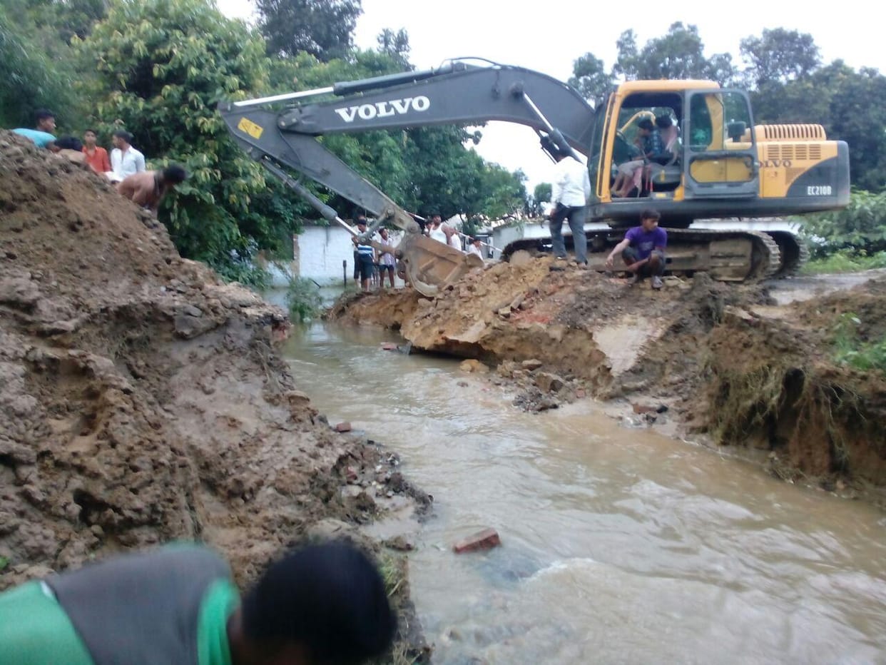 KHATIMA road - building agency also cut Madotanda