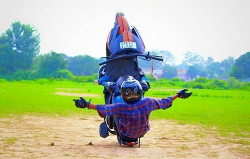 stunt biker harsh kukreja famous in facebook 