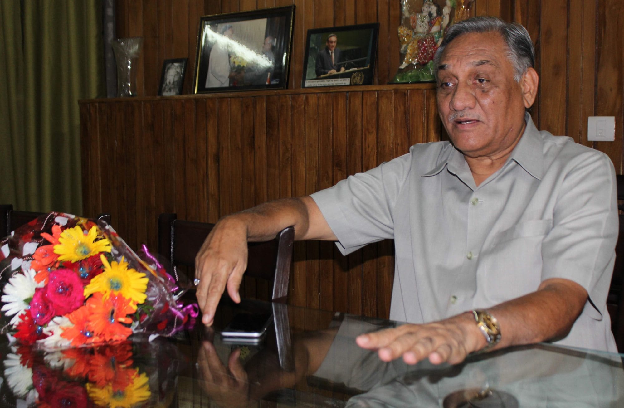 uttarakhand assembly election big candidate name