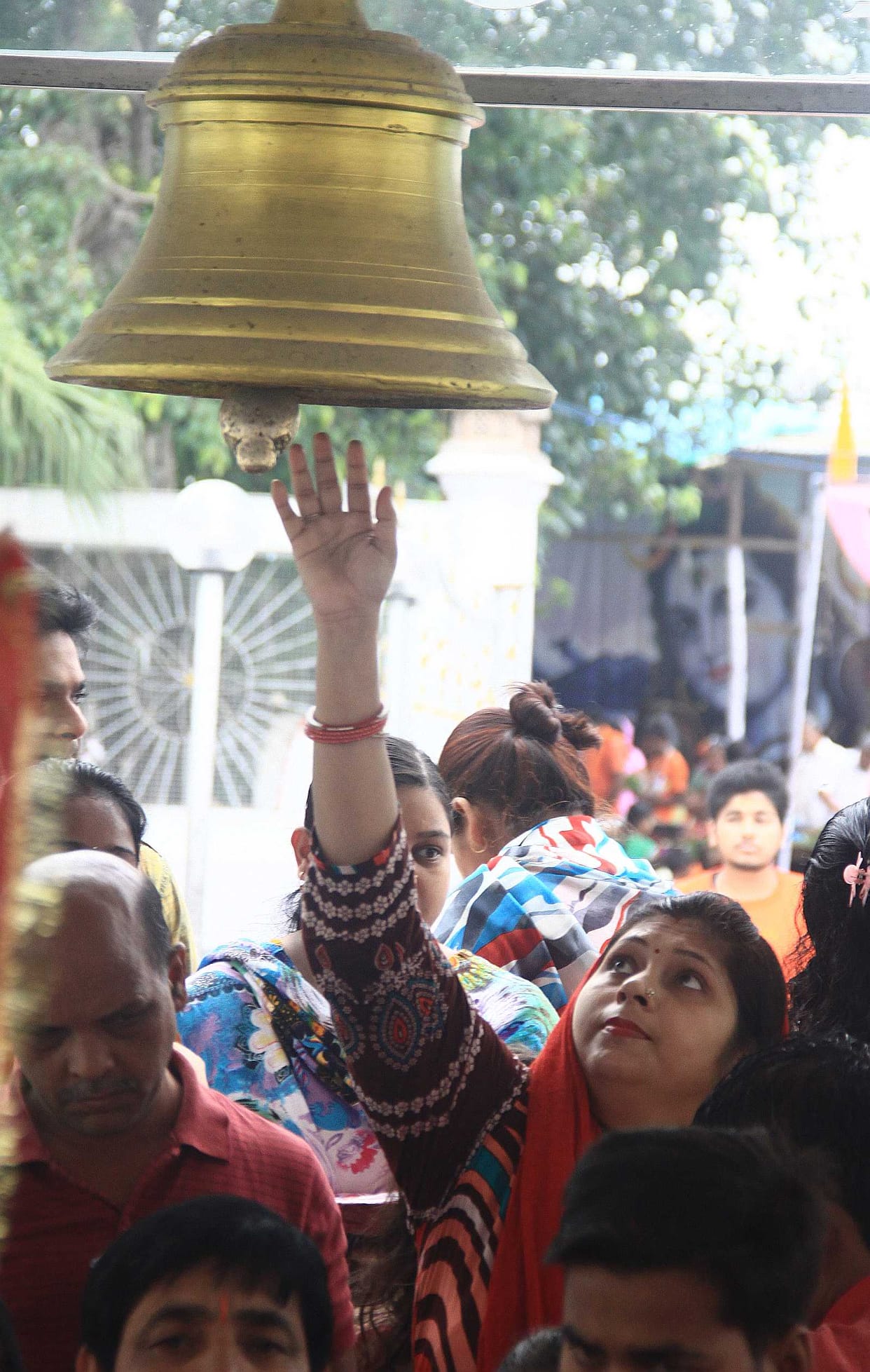 Teras with the acclamation was Shiwalyon Jalabhishek