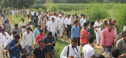 There was a feast before Bulandshahr gangrape, food packaging and wine bottles fonded