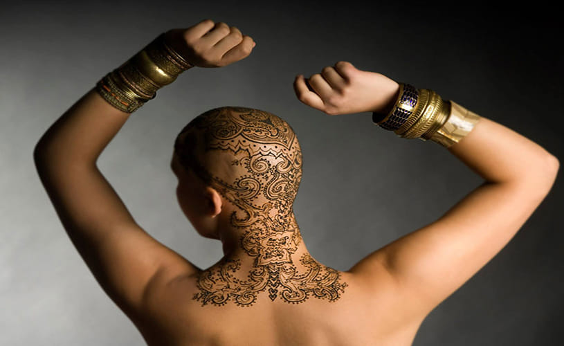 Henna Tattoo Crowns Help Cancer Patients 