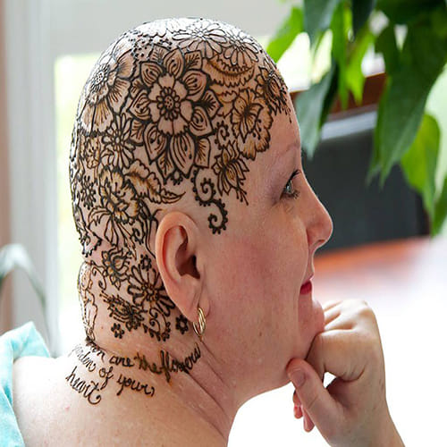 Henna Tattoo Crowns Help Cancer Patients 