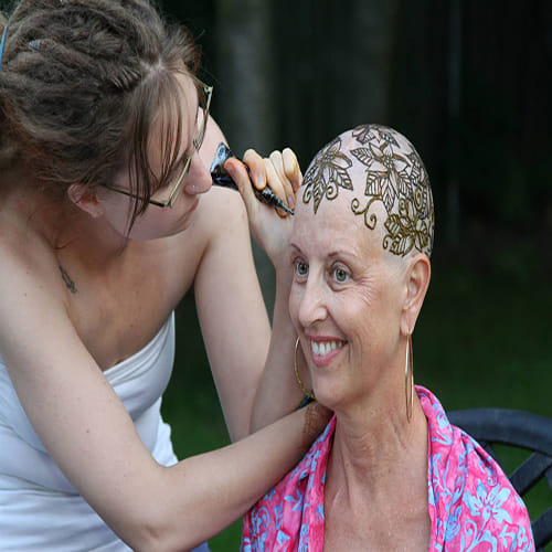 Henna Tattoo Crowns Help Cancer Patients 