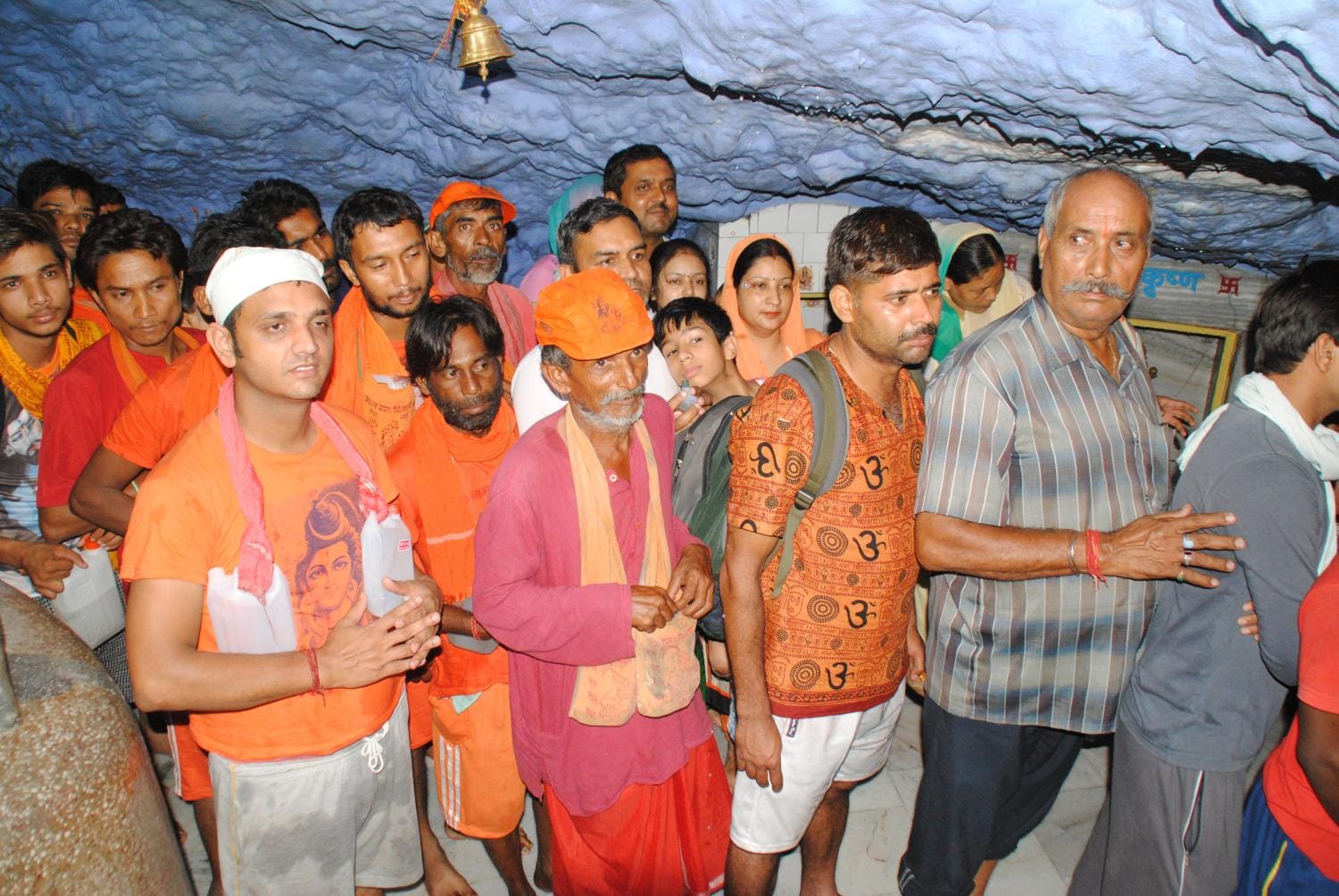 devotees rush in sawan shivratri