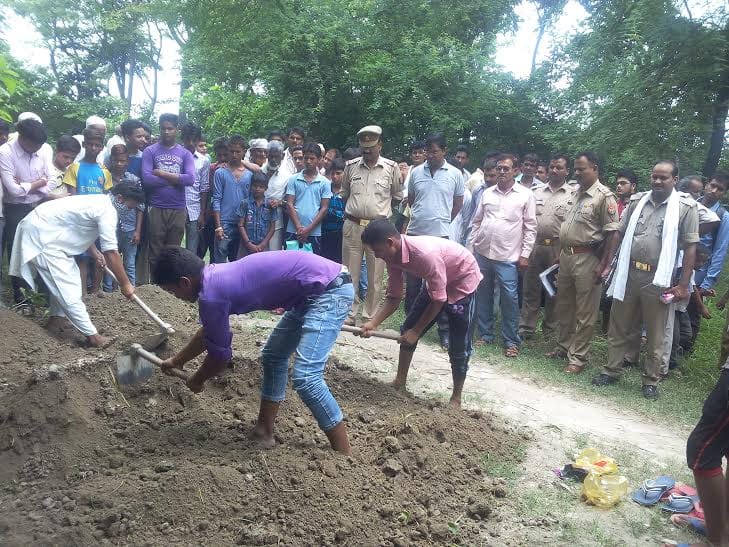  Teen 's body pulled from the grave