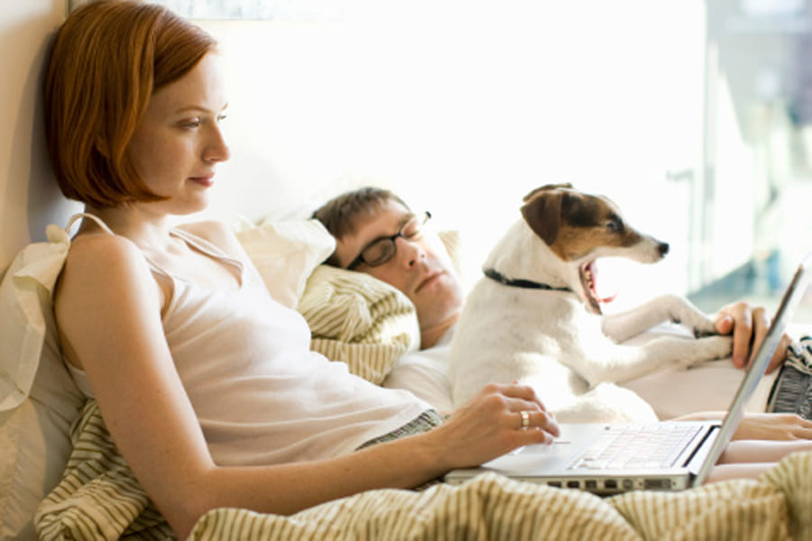to improve your relation couple should sleep seperate