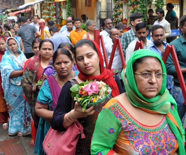 People worship in lord shiva temple in Lucknow.