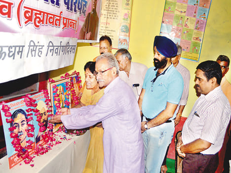 munshi premchand and martayer udham singh remembered
