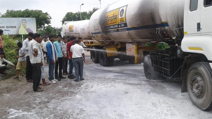 Haitenshn line tanker fire from breaking out of gas plant