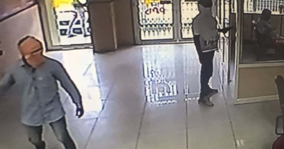 Three masked robbers absconded by robbing Rs 1.5 crore from the bank in Jaipur, Rajasthan