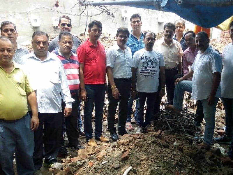 protest, pathankot protest, shop keeper protest, protest on BDO office, amritsar