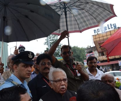 governor ram naik praises akhilesh for taking action in bulandshahr matter