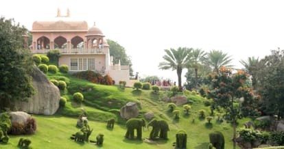 world's the largest ramoji film city in hyderabad, interesting facts and profile
