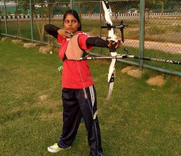 rohtak sweeper daughter archer pooja qualified for rio para olympic, will perform for medal