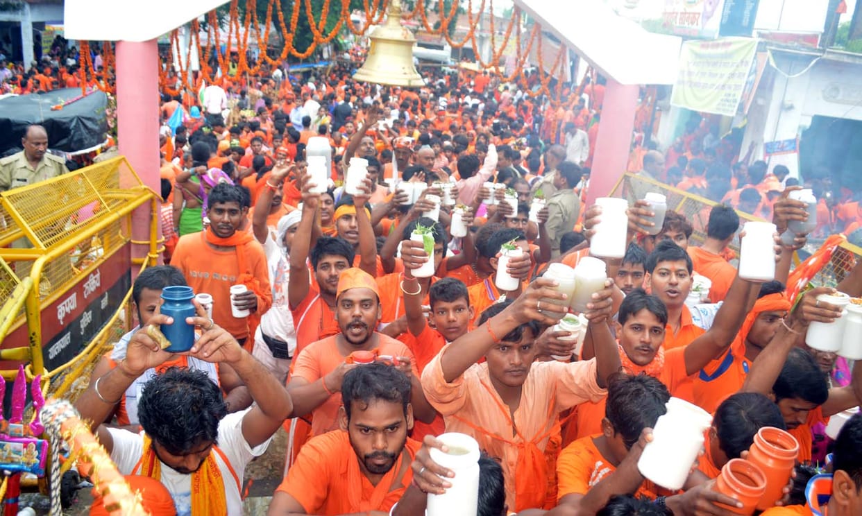 Shivsnan is the faith of the devotees with water