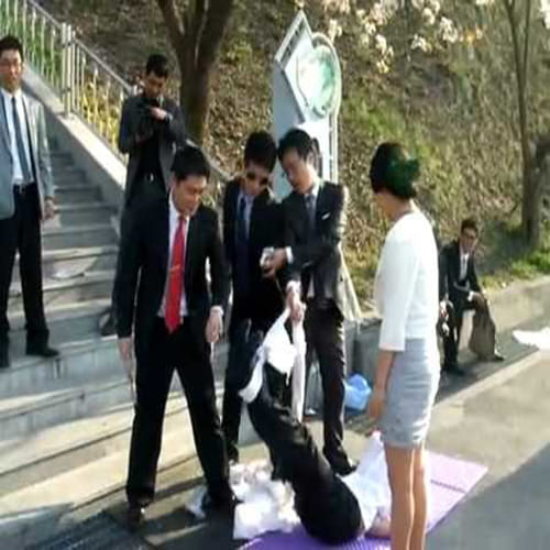 bizarre wedding rituals in south korea
