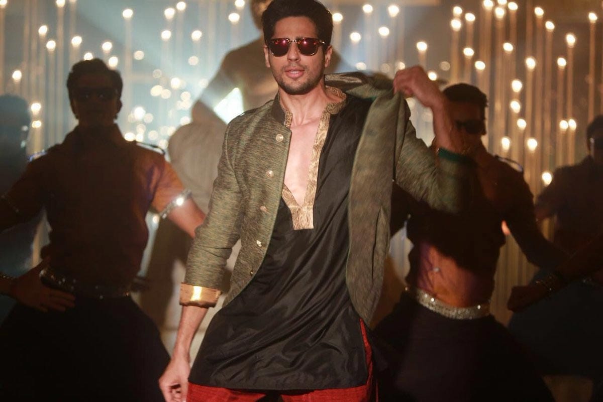 PM Modi picture use in 'baar baar dekho' promotion