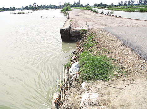 Smachipur and his outstretched foot disease in Sadusray