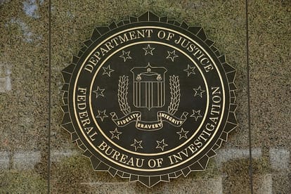 FBI employee pleads guilty to acting as chinese agent