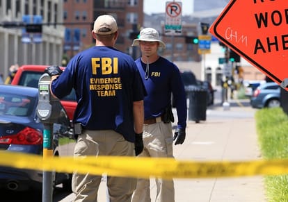 FBI employee pleads guilty to acting as chinese agent