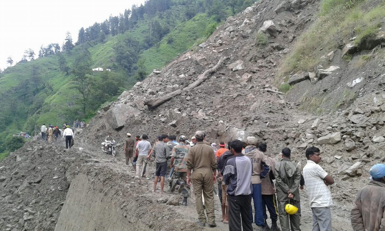 joshimath malari road blocked due to rain