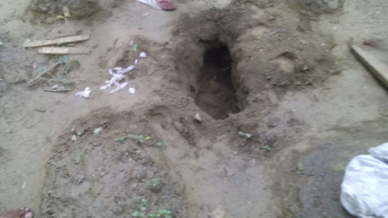 girl dead body missing from graveyard