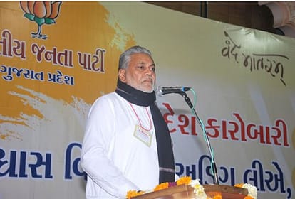 who is next Gujarat Chief Minister after Anandi ben patel