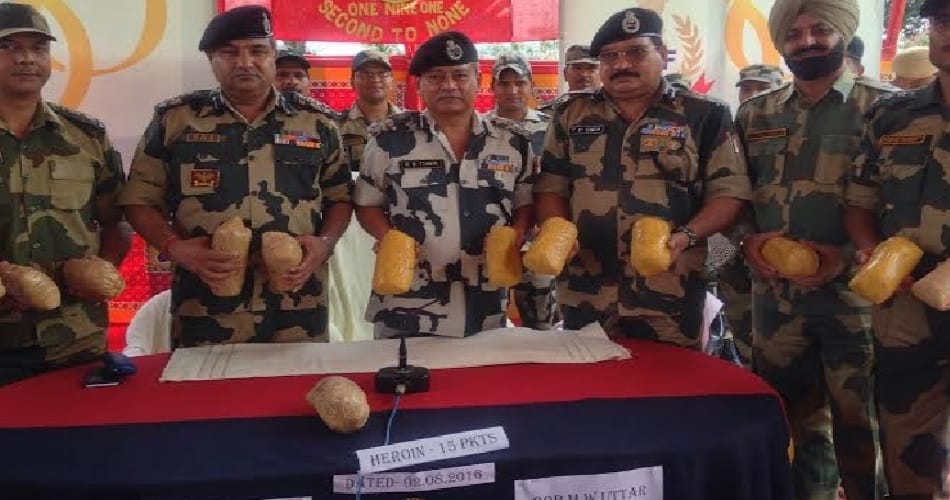 Firing at the India-Pakistan border, 75 million's heroin seized at tarn taran, punjab