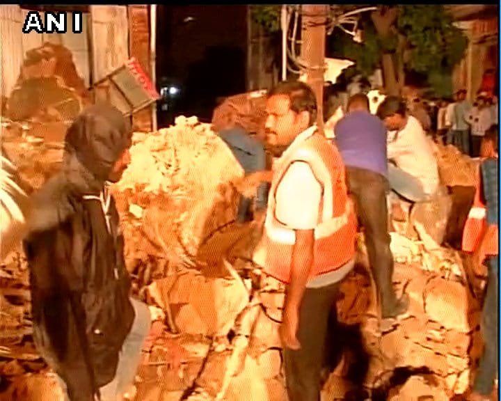 two dead after an old building collapsed in Secunderabad Hyderabad last night 