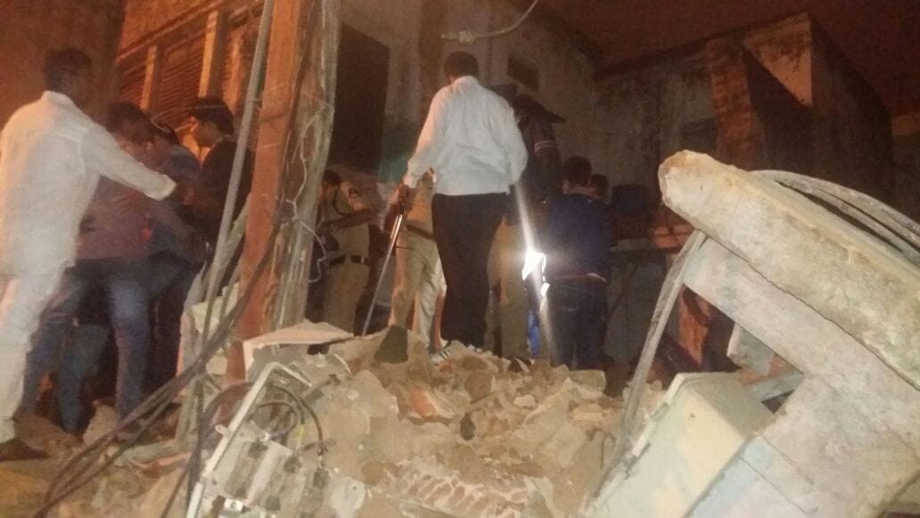 two dead after an old building collapsed in Secunderabad Hyderabad last night 