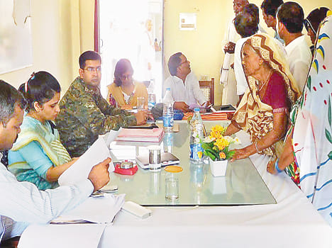Day on the negligence of the authorities in Tehsil Bdkin DM