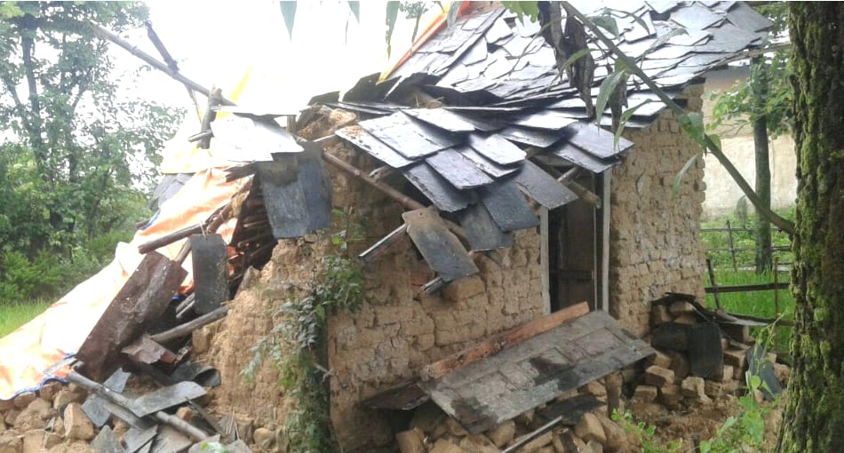 Crude washed up houses