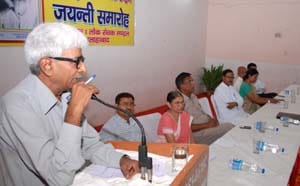 Hindi 's exclusive servants Rajarshi Tandon