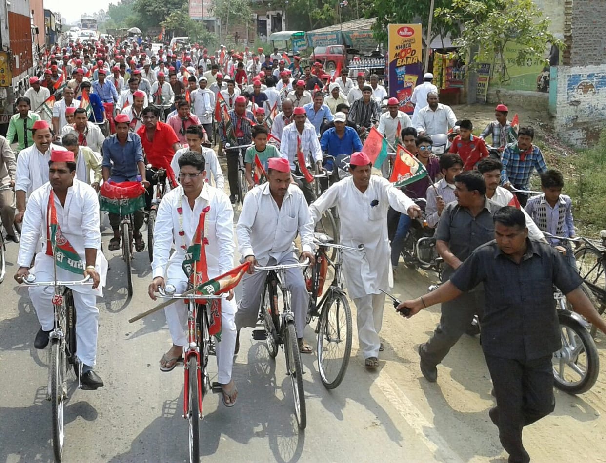 cycle yatra of satpal yadav in garhmukteshwar 