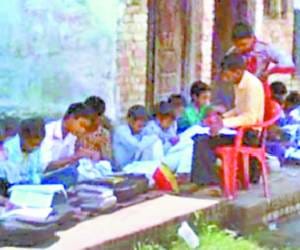 Class started on the road to school dispute