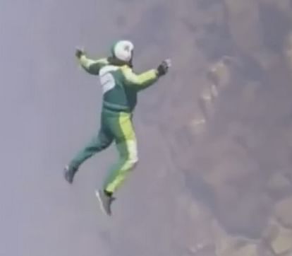 Sky diver luke aikins to jump from plane without a parachute