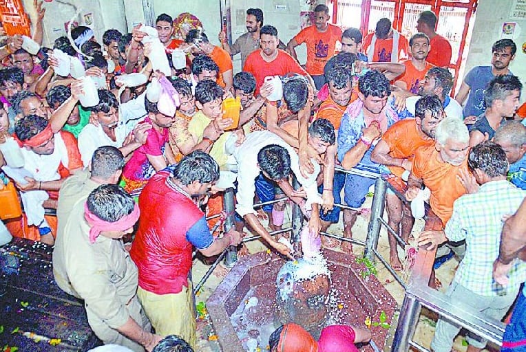 swamped in Pura for Jalabhishek 