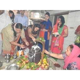 yamunanagar,temple, har har bhole, holy water