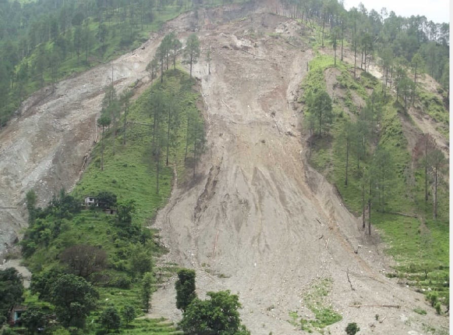 Non-farm and asked to leave the old village affected edge