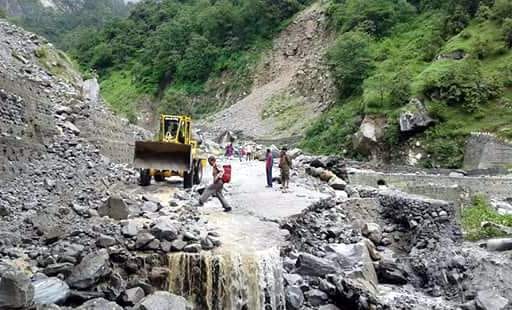 Badrinath highway open to big vehicles.