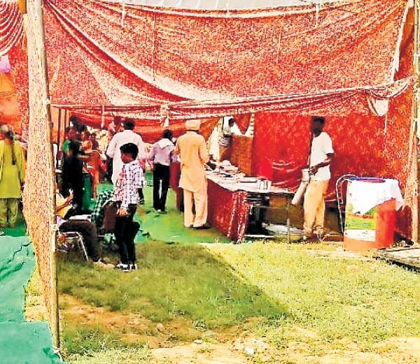 due to minor groom, police stopped barat in the way, bride family shocked