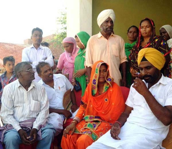 due to minor groom, police stopped barat in the way, bride family shocked