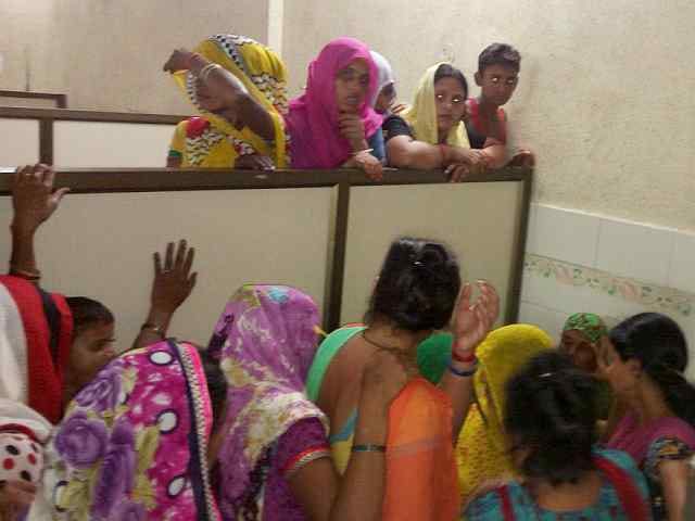 Uproar over the death of the woman during treatment