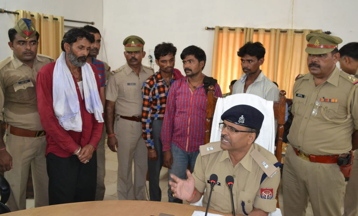 fake notes in mathura