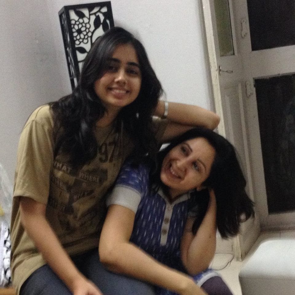 mohali girl vanya jauhal selected by google on package of 40 lakh per annum, full profile