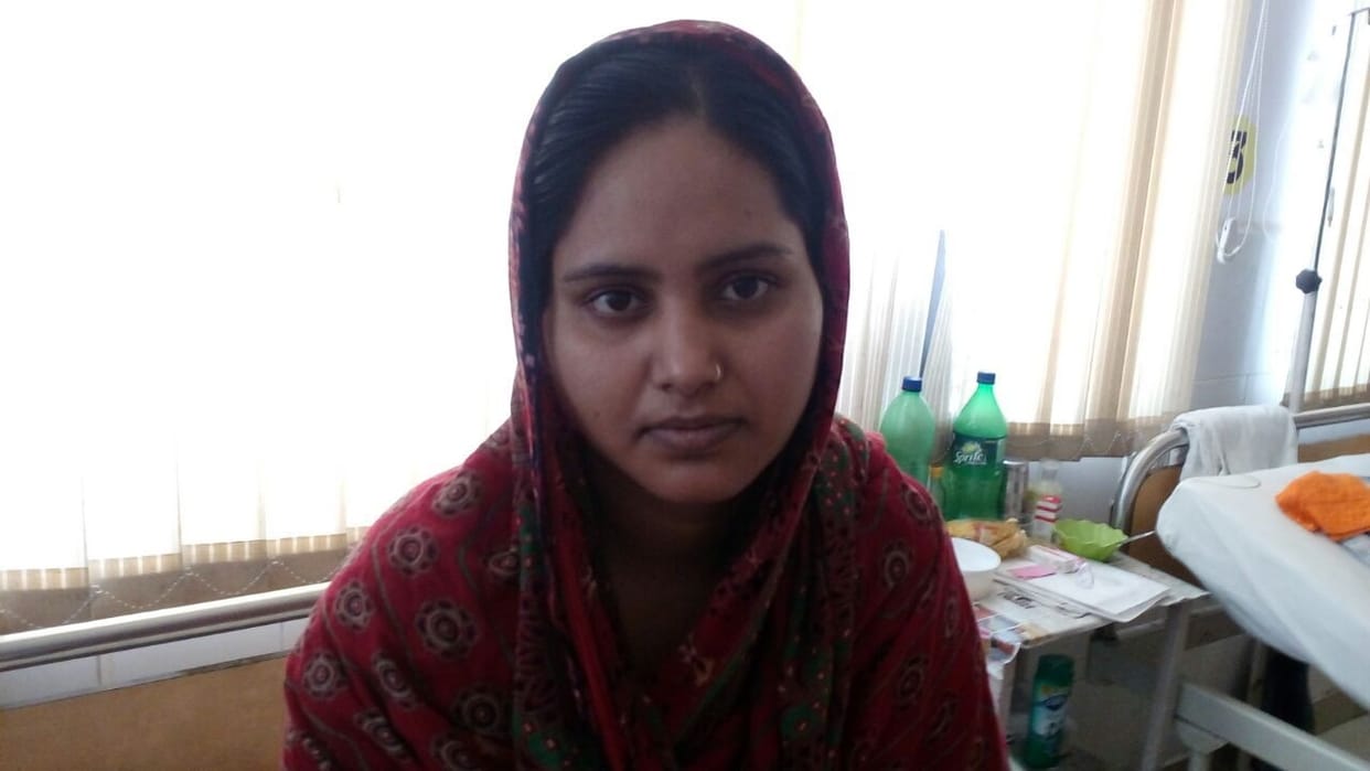doctors surprised,seeing patient heart in right side in balrampur hospital