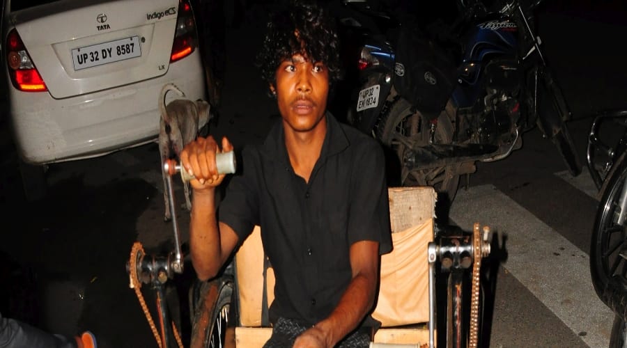 handicapped saved nurse from drowning  in gomti river