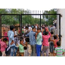 Misbehave of physical teacher, Hisar, guardians locked school gate, Hisar