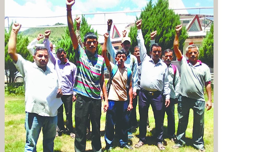 Performance at the district headquarters of disaster victims